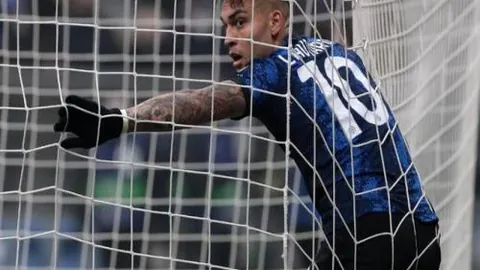 李武军评价：樊振东表现优异，国际赛场缺席令人惋惜